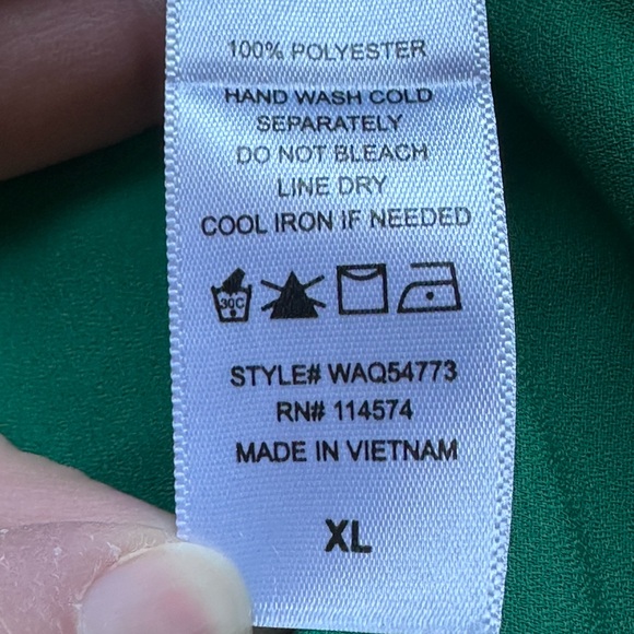 Pleione Kelly Green V Neck Elastic Sleeves Pleated In Front & Back. Sz XL. - Picture 10 of 13